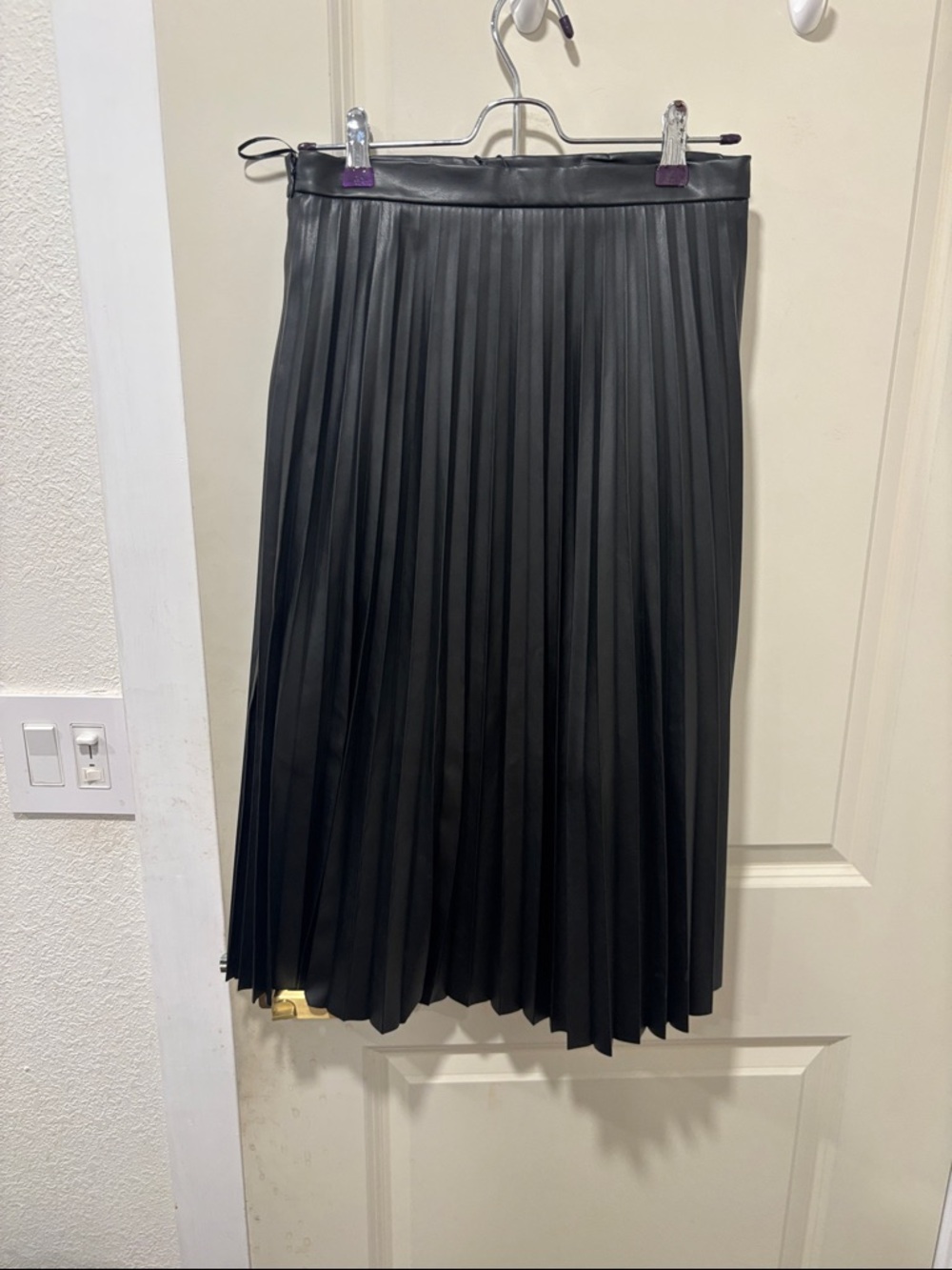 7 For All Mankind Black Pleated Midi Skirt